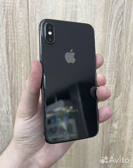 iPhone X, 64 ГБ