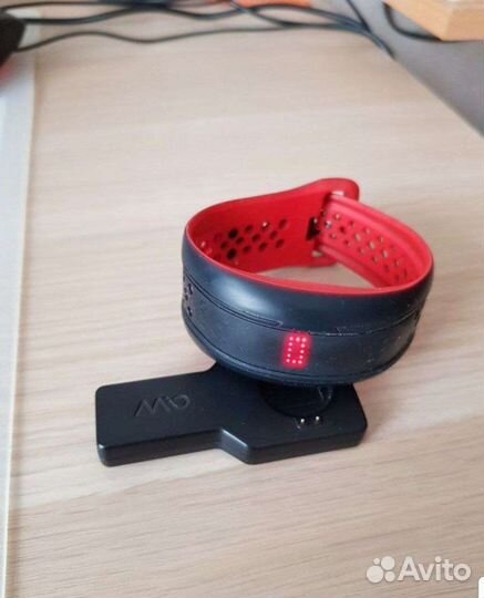 Фитнес браслет Mio Fuse