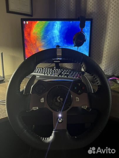 Игровой руль с педалями Logitech g902