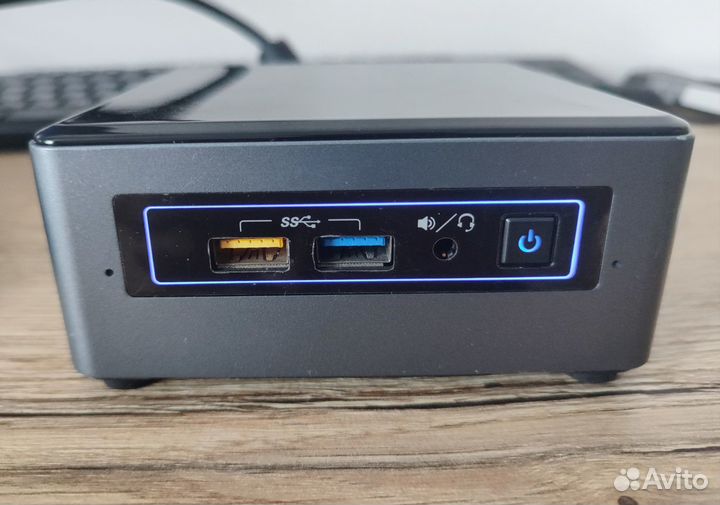 Неттоп Intel NUC6cayh
