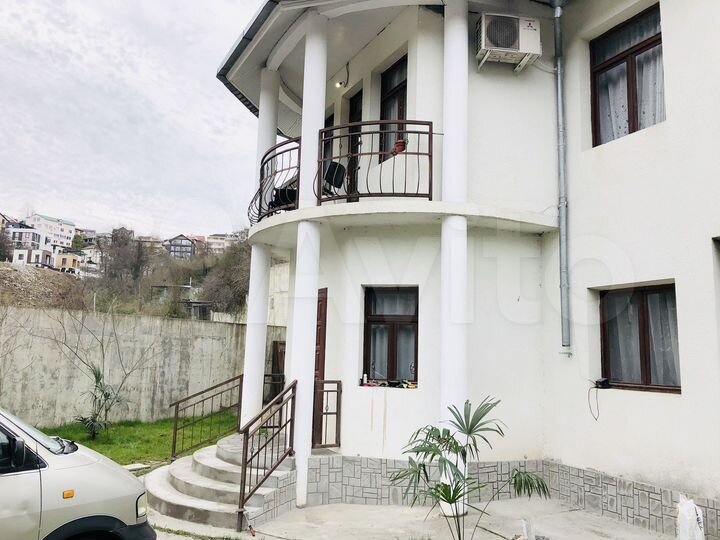 Дом 177,5 м² на участке 5 сот.