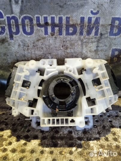 Переключатель подрулевой Mitsubishi Pajero 4