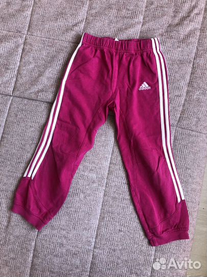 Костю спортивный на девочку 104-110 см