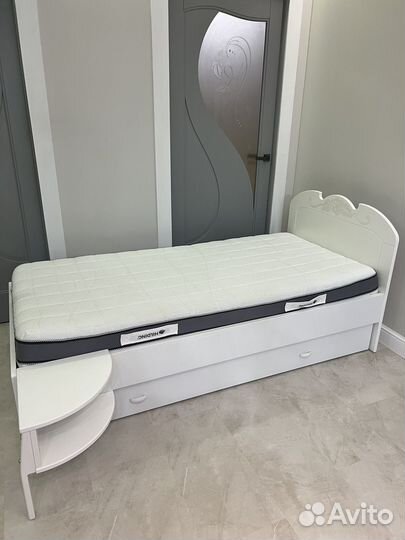 Кровать детская Meblik с матрасом Hilding