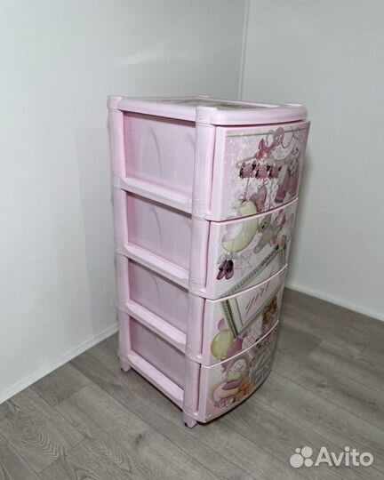 Комод детский пластиковый на колесиках