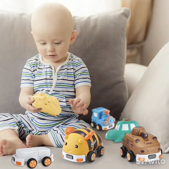 Машинка на пульте управления для ребенка