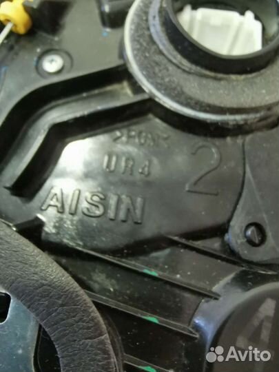 Замок двери lexus