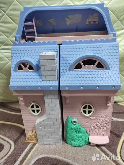 Домик кукольный