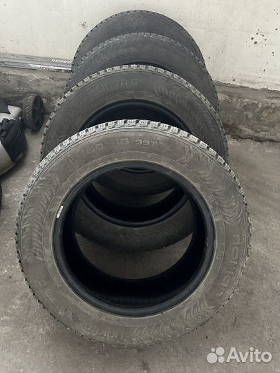 Nokian Tyres Hakkapeliitta 8 215/60 R16