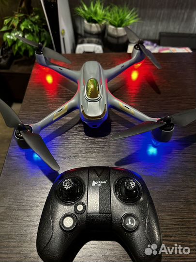 Квадрокоптер hubsan X 4-AIR