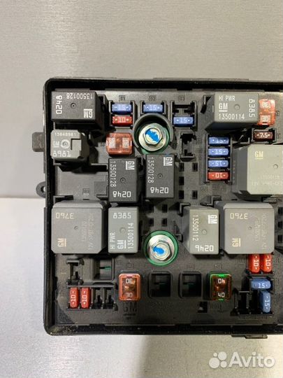 Блок предохранителей Chevrolet Cruze хэтчбек F16D3