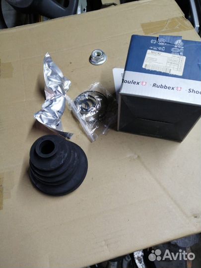 Пыльник шруса VAG