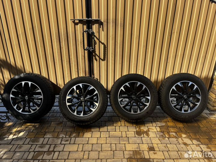 Литые диски r17 5x114 3 с резиной