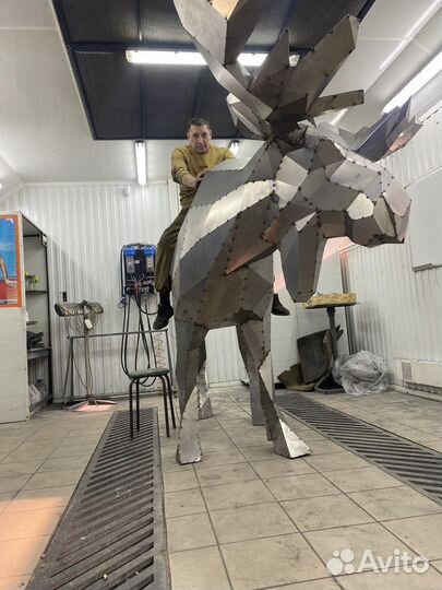 Модель Лось фигура из металла 2300 мм