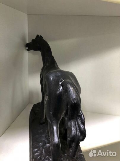 Фигурка лошадь