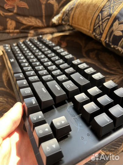 Клавиатура hyperx alloy fps pro