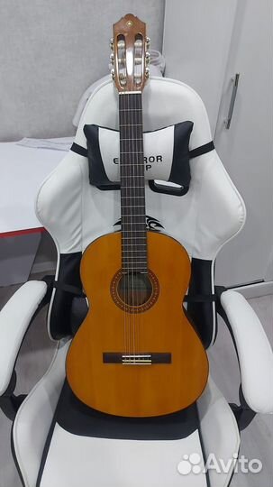 Гитара Yamaha cs40