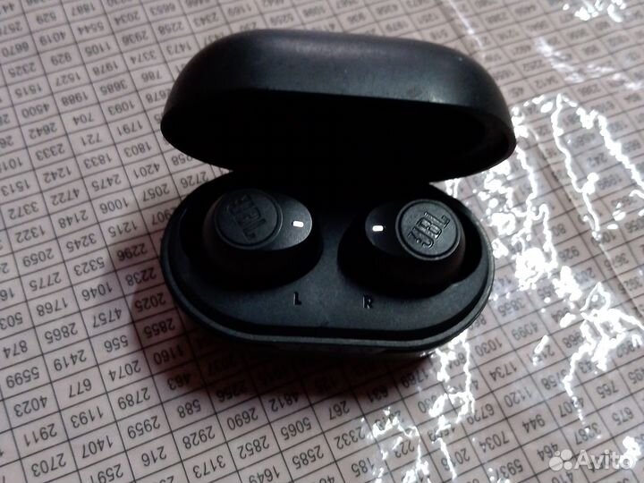 Беспроводные наушники