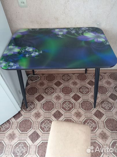 Кухонный стол бу