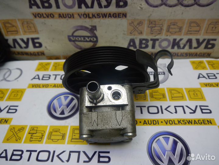 Насос гур Вольво S60 S80 XC70 фитинг 142мм шкив