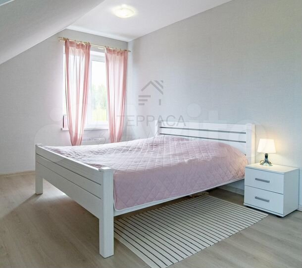 Дом 180 м² на участке 10,5 сот.