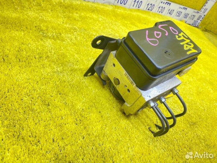 Блок abs передний Toyota Land Cruiser Prado 140547