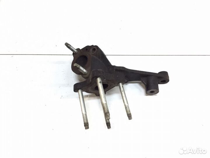 Nissan Pathfinder R51 патфайндер Кронштейн