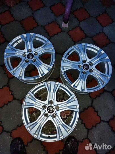 Литые диски r17 5x114.3 б/у от раф 4 оригинал