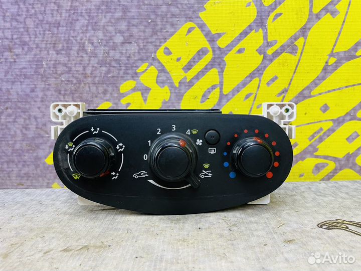 Блок управления печкой без кондиционера Логан 2