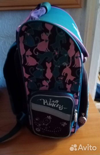 Школьный рюкзак