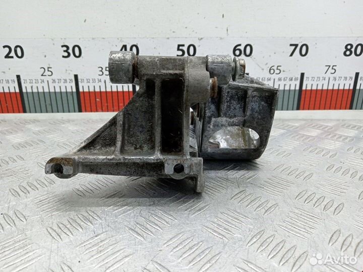 Кронштейн гидроусилителя для Volkswagen Sharan 1