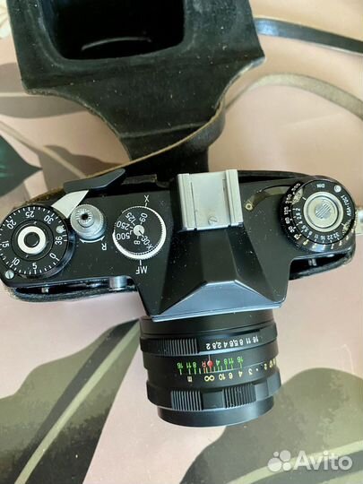 Плёночный фотоаппарат Zenit EM