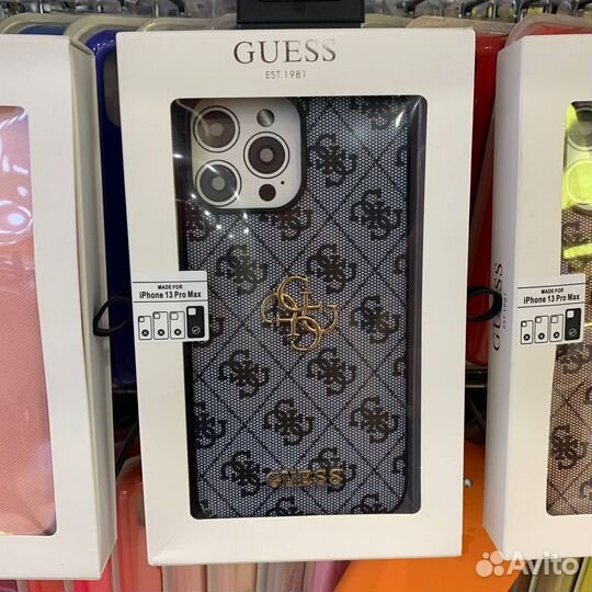 Чехлы Guess для iPhone