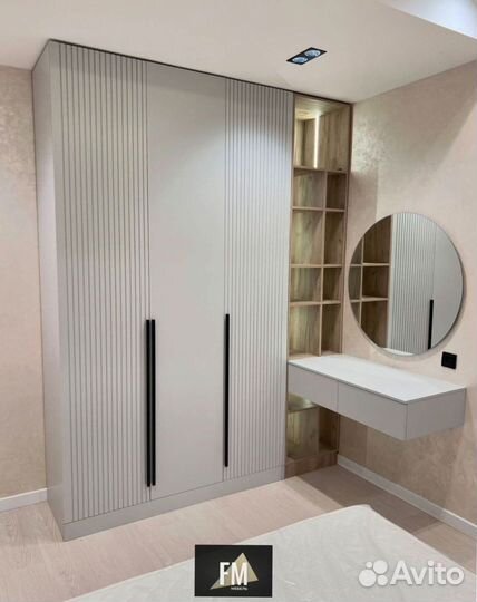 Шкаф в прихожую