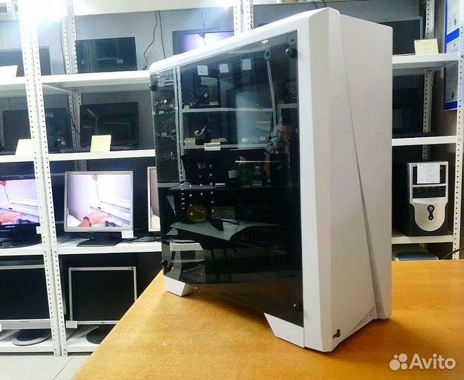 Корпус ATX Midi-Tower AeroCool Cylon белый