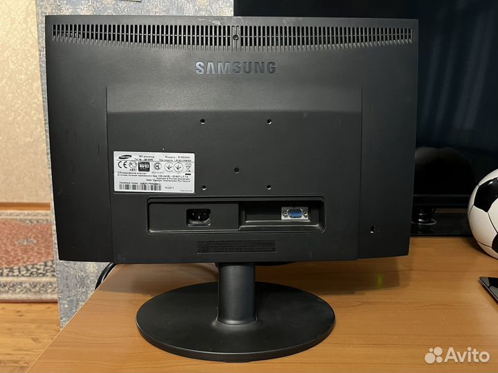 Монитор Samsung 60гц