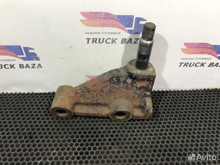 54402905416 Кронштейн амортизатора нижний правый