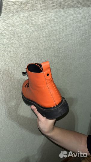 Ботинки женские