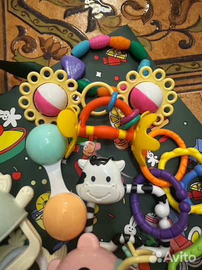 Игрушки для малышей пакетом