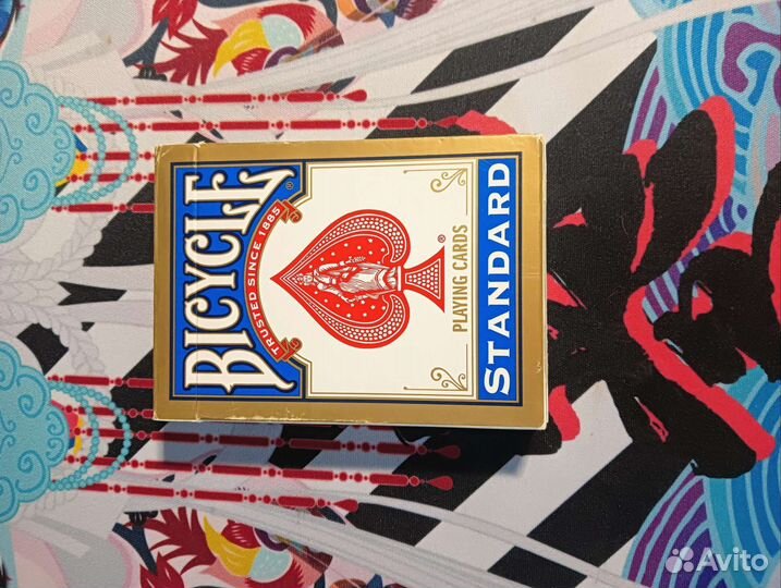 Wonder card и Bicycle Standard