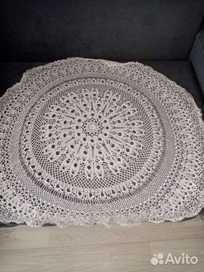 Скатерть ажурная на кофейный или журнальный столик