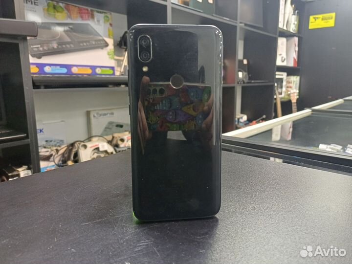 Xiaomi Redmi 7, 3/32 ГБ