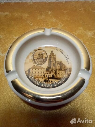 Пепельница