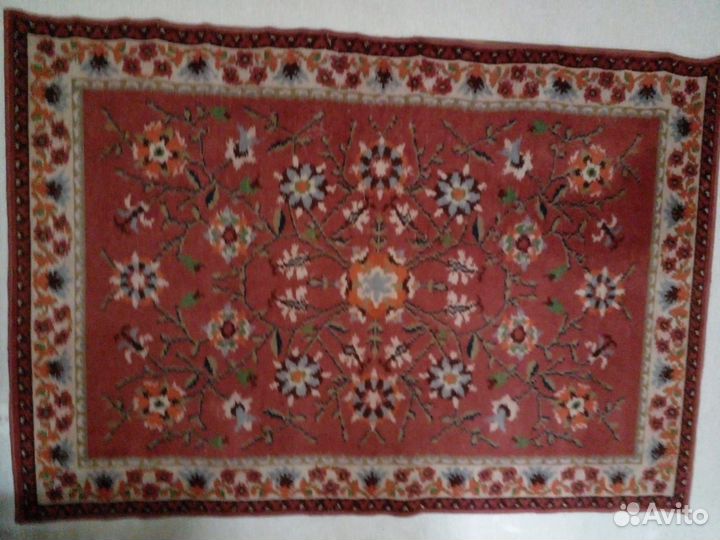 Ковер шерстяной б/у 1.5 на 2м