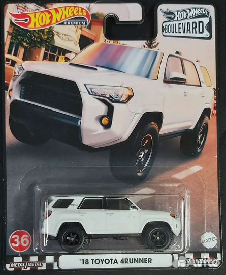 Hot Wheels Premium Boulevard