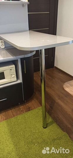 Барный стол