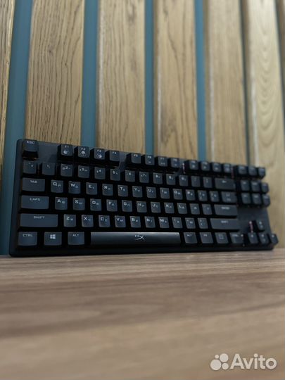 Игровая проводная клавиатура HyperX