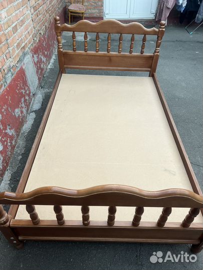 Кровать односпальная 120/ 200