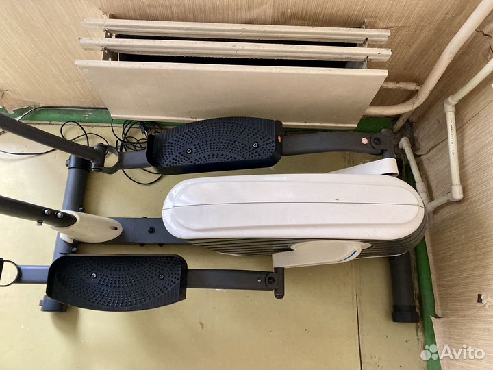 Эллиптический тренажер Body Sculpture BE-6790 G