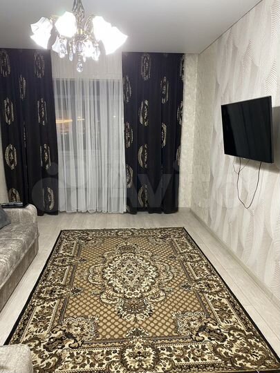 2-к. квартира, 80 м², 4/18 эт.